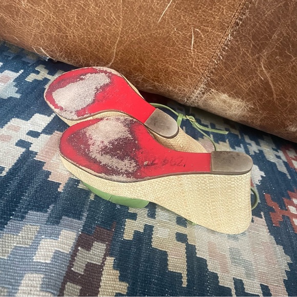 Christian Louboutin Green Leather Strappy Wicker Wedge Sandals Size 37 - Picture 10 of 12